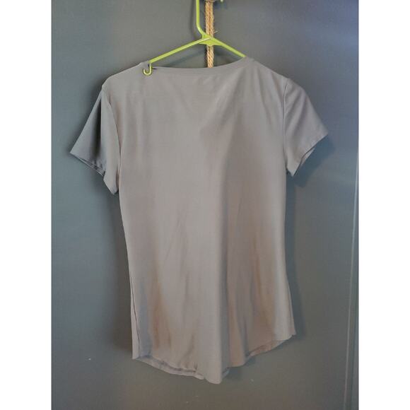 No Boundaries Grey / Gray T-shirt w/ Gold "Love" & Elephant - Picture 4 of 4